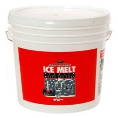 road runner ice melt calcium chloride flakes 50lb pail