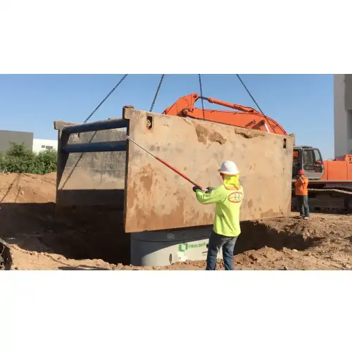 Extendable magnetic safety tool in use maneuvering