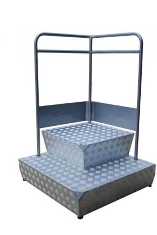 CONTAINER STEP PLATFORM 31 X 31 400 LB