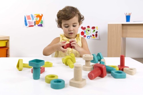 Nuts & Bolts - Fine Motor Skills - MECMLE45303