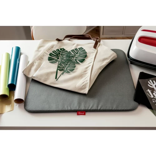 Cricut EasyPress 2 Raspberry - 9" x 9" - Heat Presses - CCU2005462
