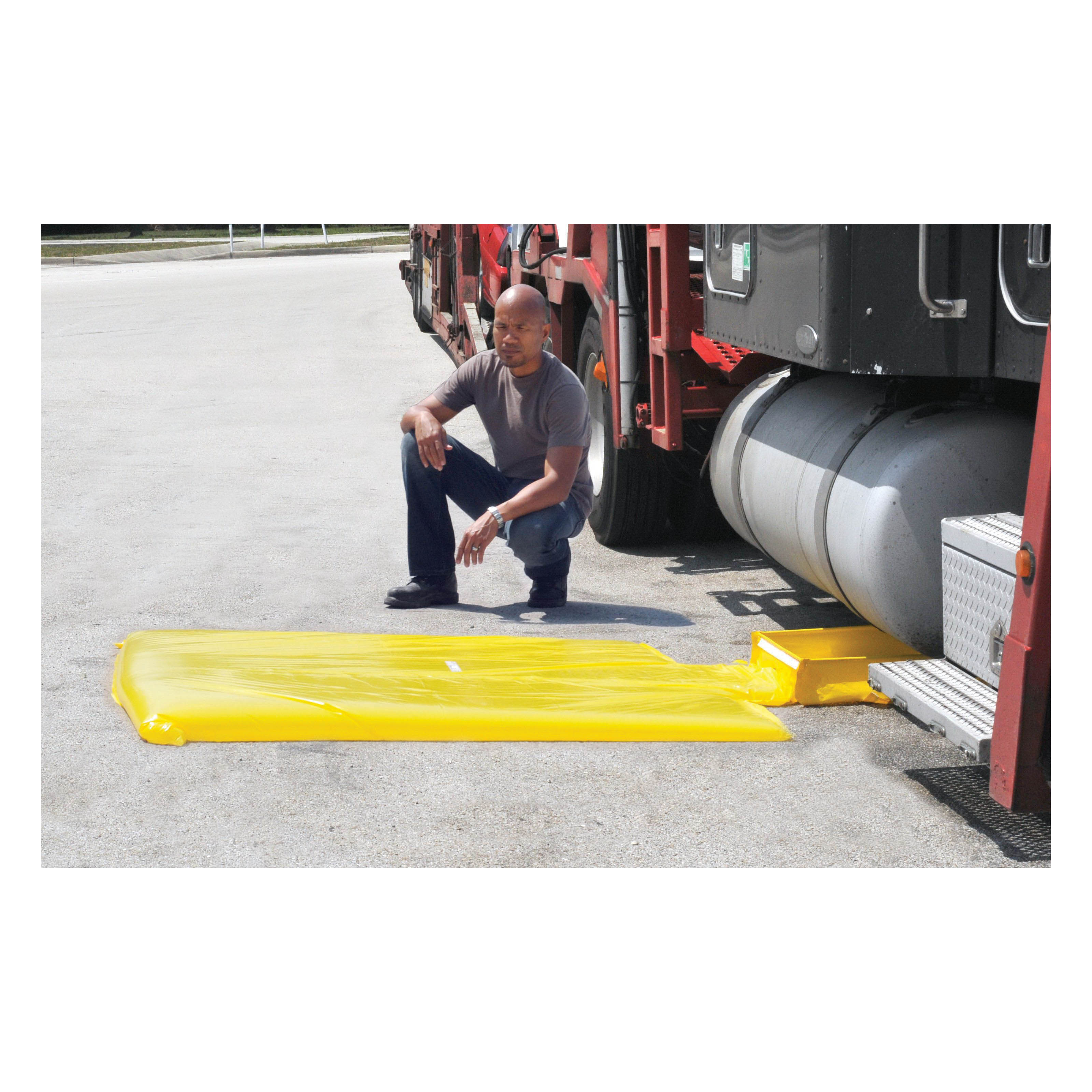 POOL CONTAINMENT SPILL 5 IN DEPLOYED YEL