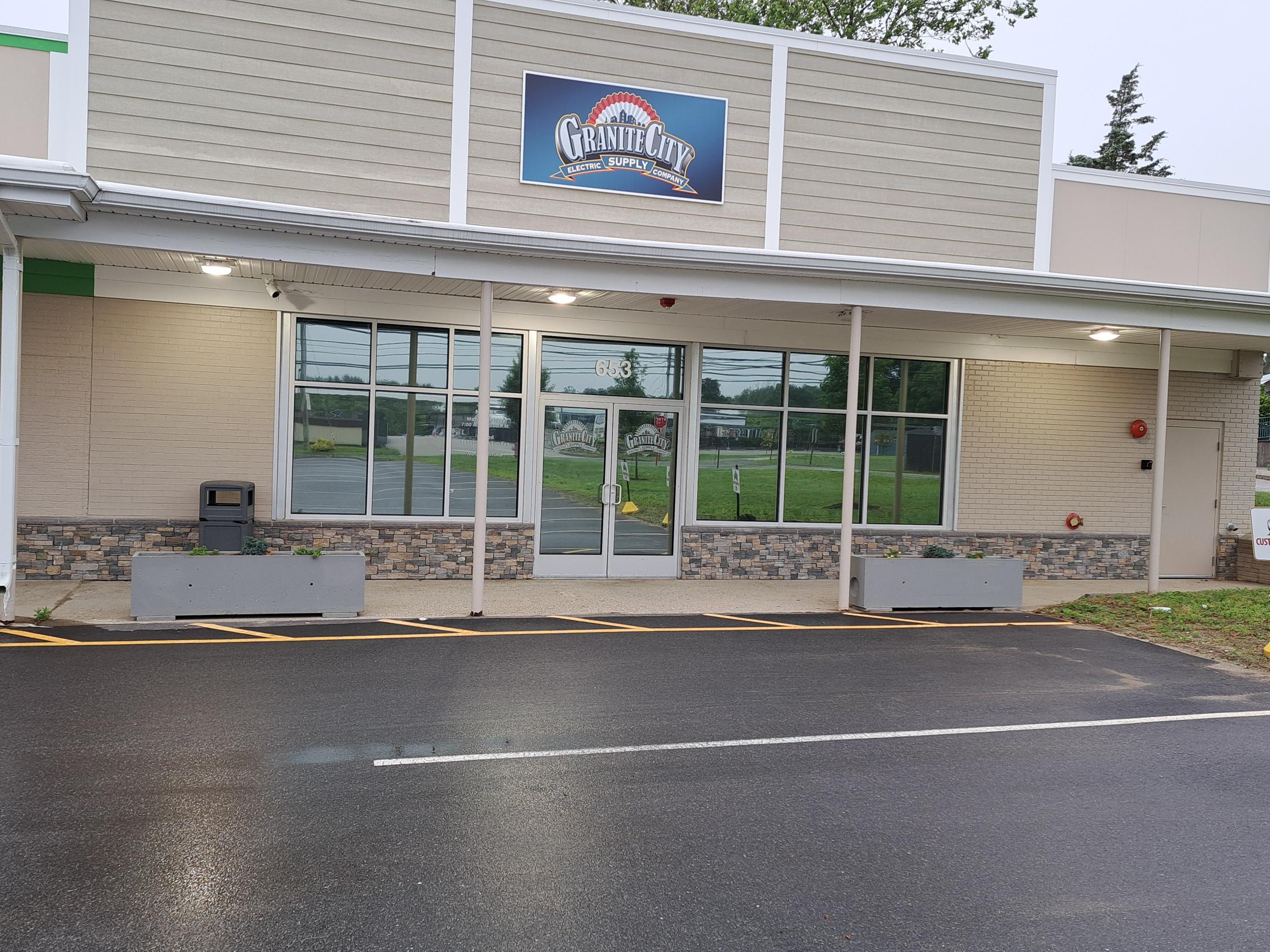 Storefront of Granite City - Plainfield, CT