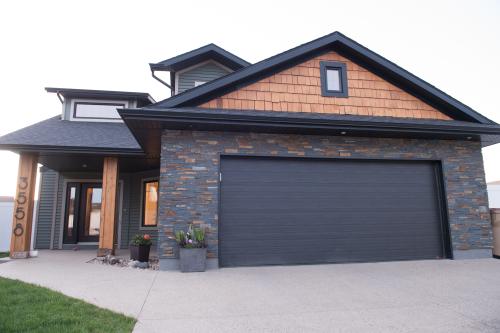 Black Terracotta Ledgestone