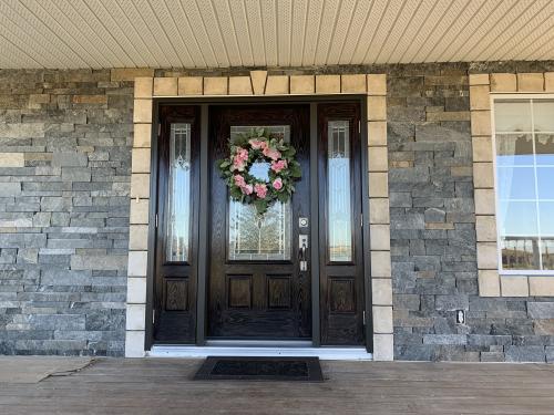 Village Black Set Risers