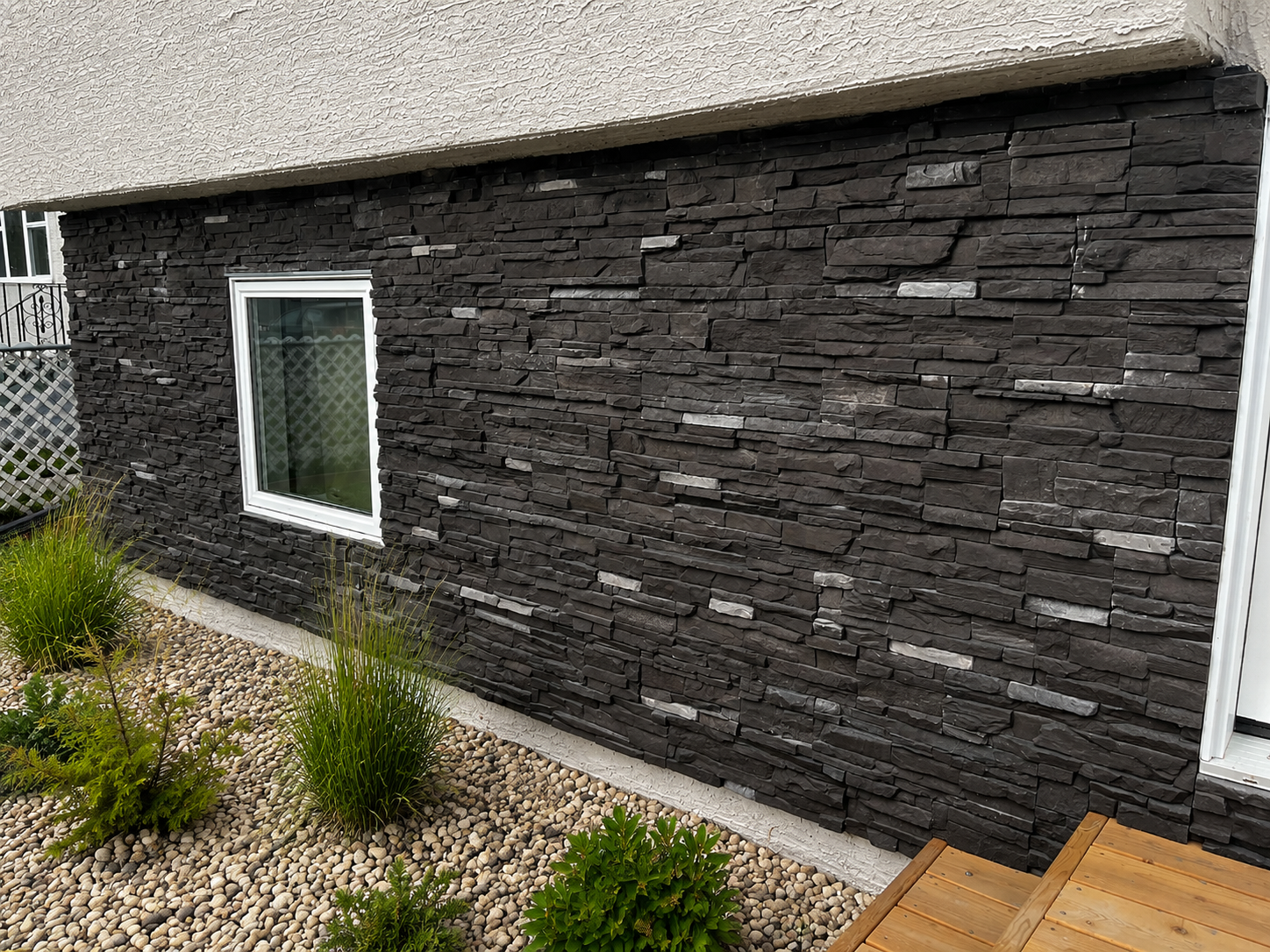 Cut Ledge Black Onyx