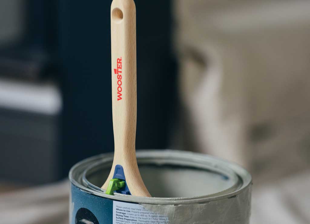 wooster hook and hold