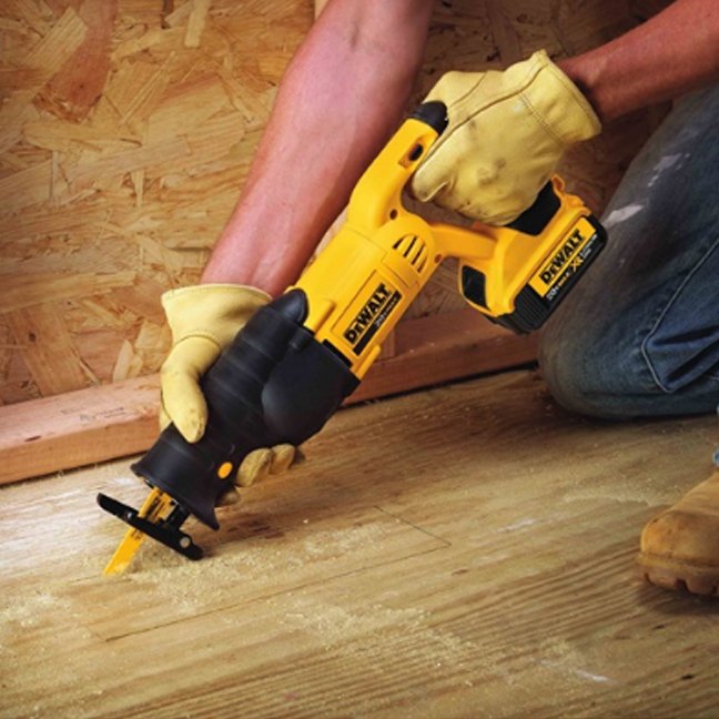 DeWalt Cordless Reciprocating saw