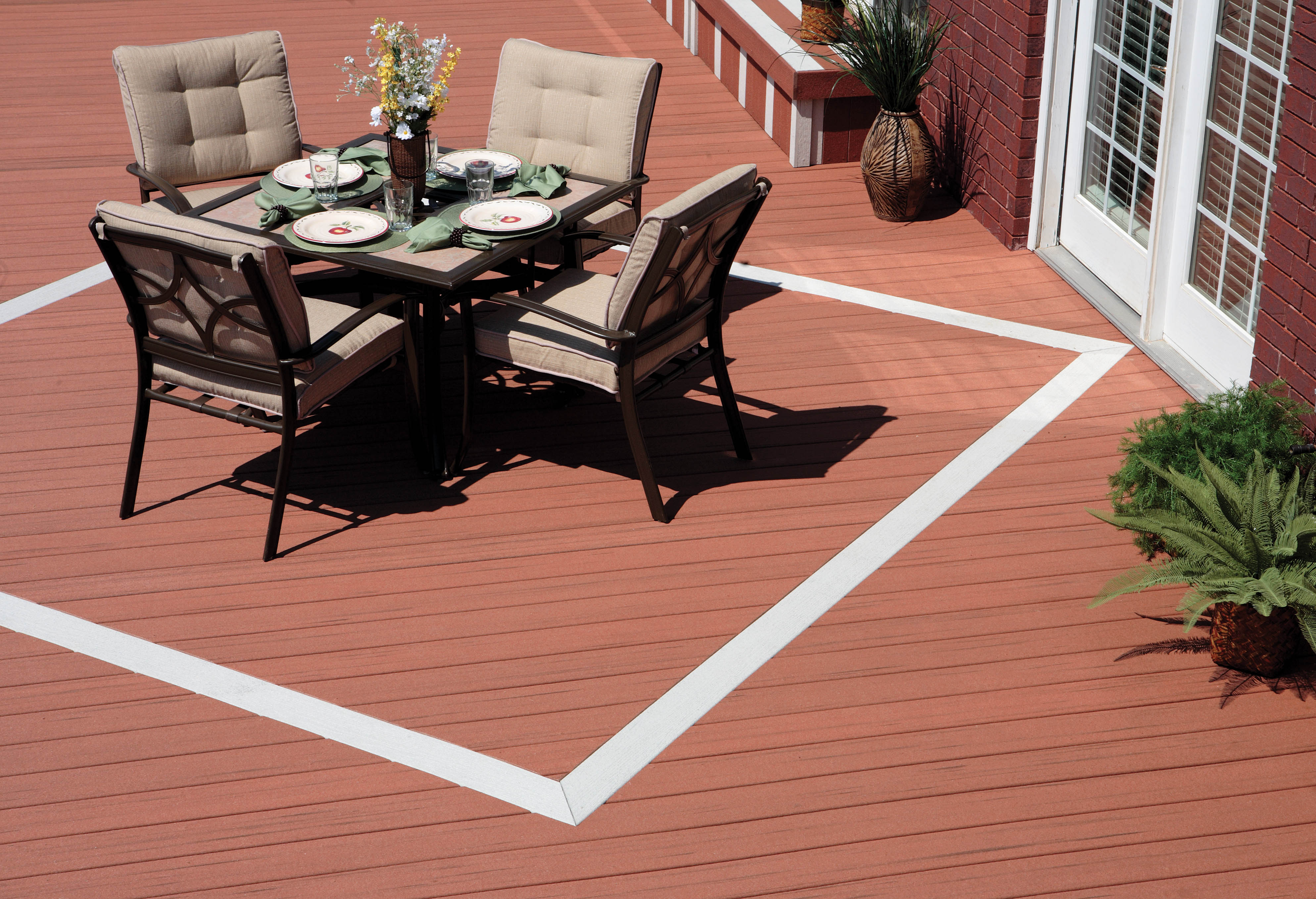 MoistureShield Composite Decking