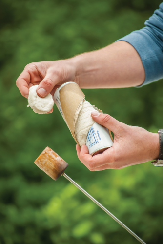 Wolf'em 32 In. Stainless Steel Campfire Roasting Stick 3