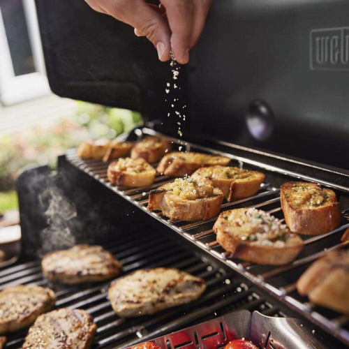 Weber Genesis E-330 3-Burner Liquid Propane Gas Grill, Black 7