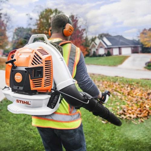 BR 800 X-Z MAGNUM 79.9cc Gas-Powered Backpack Blower Alt #2