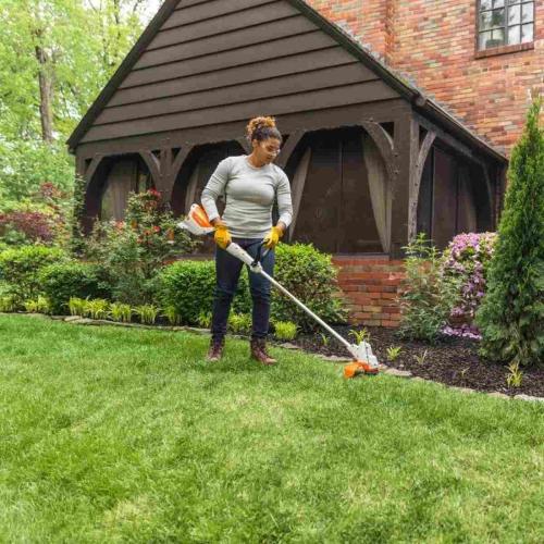 FSA 57 Cordless Trimmer Set with AK 10 Battery and AL 101 Charger Alt #1