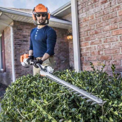 HL 94 K 145\u00b0 24 in Gas Extended Reach Hedge Trimmer Alt #1