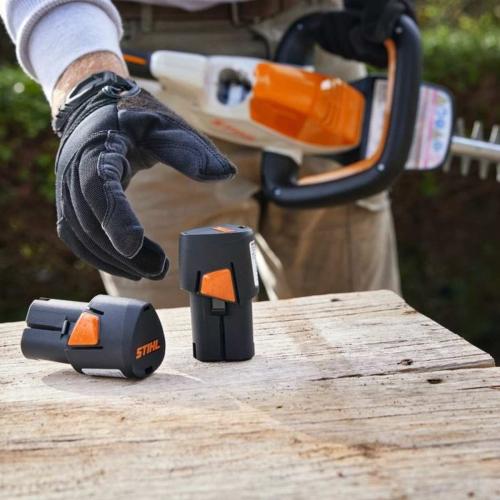 HSA 40 Cordless Hedge Trimmer Set with Battery and Charger Alt #2