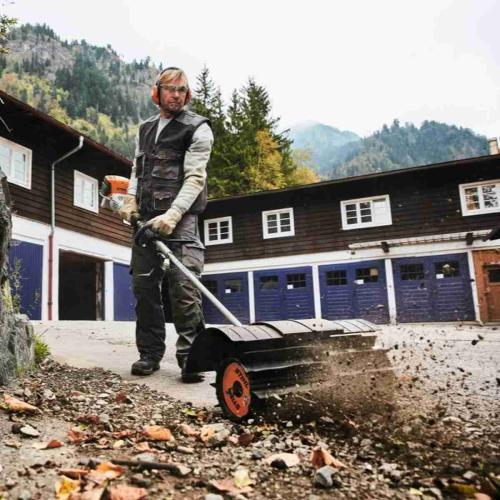 KW KM POWERSWEEP ATTACH MULTICUT Alt #2