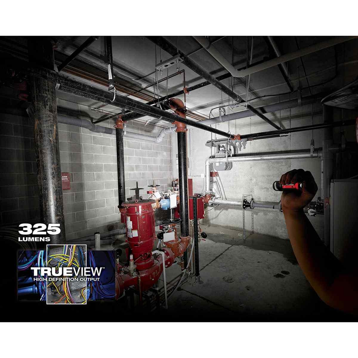 325L Focusing Flashlight Alt #3