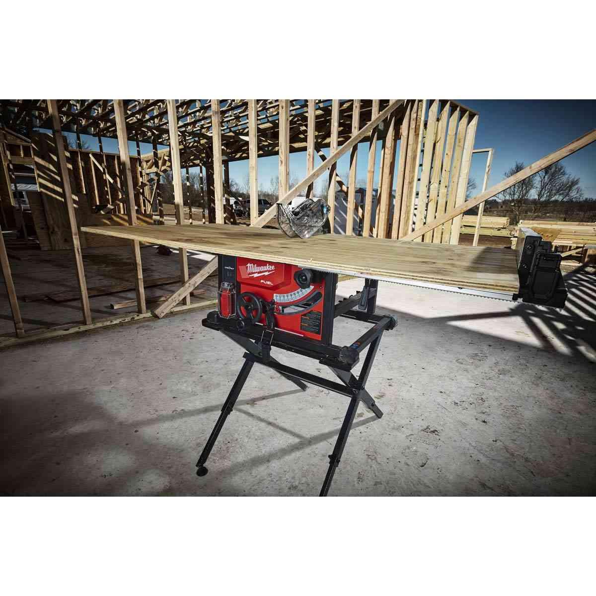 Milwaukee Fold Table Saw Stand Alt #1