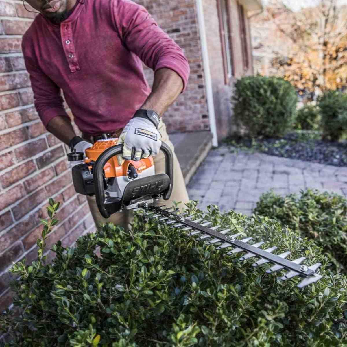 HS 45 18 in Gas Hedge Trimmer Alt #1