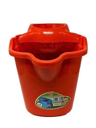 Mop Bucket w/Wringer 16.5"