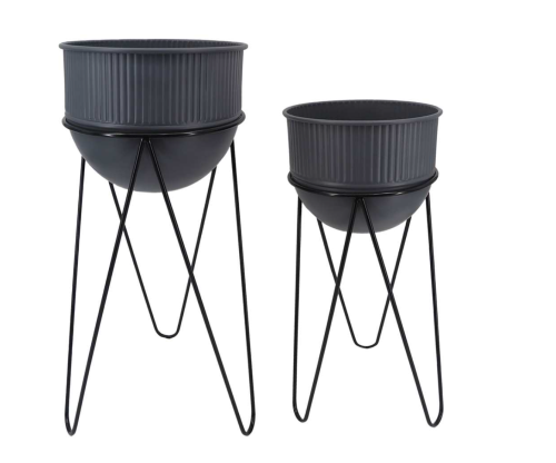 Holland Greenhouse Metal Planters With Stand Set