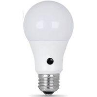 LED DAWN/DUSK 830 MED BS 3000K 