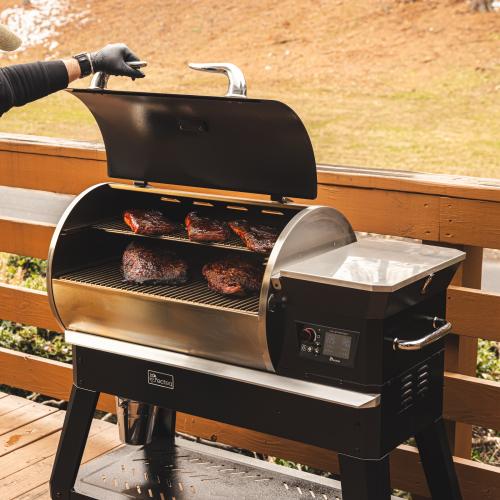 Recteq Deck Boss 800 Wood Pellet WiFi Grill and Smoker Black/Silver – Grills & Smokers | City Lumber | From Contractors to DIY projects, our professional staff will help guide you on your next projct. San Angelo, Texas