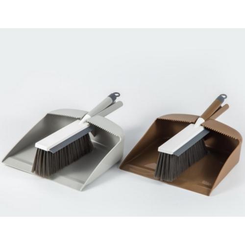 Heavy Duty Dustpan Set With High Reach Bristle Brush