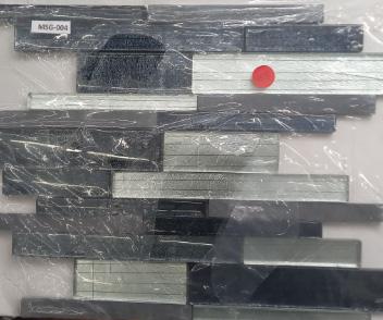 BACKSPLASH GLASS W/LINES DARK L-GREY STONE RECT STYLE