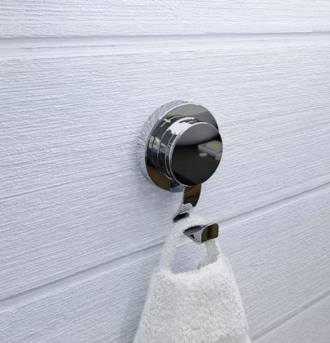 HOOK ROBE 2 STICK'N' LOCK