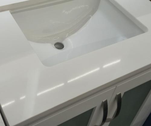 VANITY TOP 30X22 QUARTZ STONE WHITE W/ BACKSPLASH