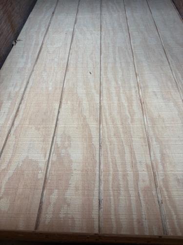 19/32" 8" O.C. T-111 PREM. PINE SIDING 4x8