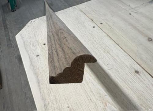 R.OAK 1/2" RAISED PANEL MOULD