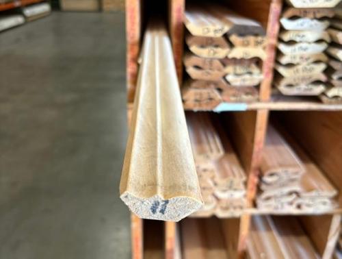 1-3/4" WH. OAK CROWN