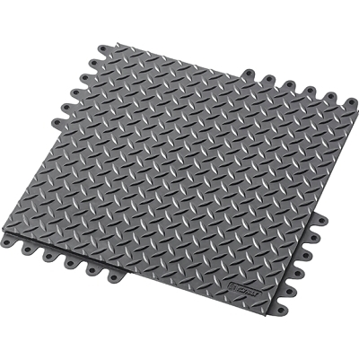 Heavy-Duty Interlocking Rubber Mat, 3/4 in x 18 in W x 18 L, Rubber, Black