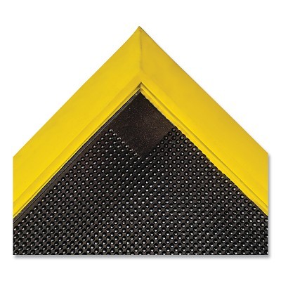 Sani-Trax® Plus Shoe Sanitizer Disinfectant Mat, 351, 2.5 in x 32 in W x 39 in L, Rubber Compound, Black/Yellow