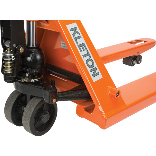 MO890