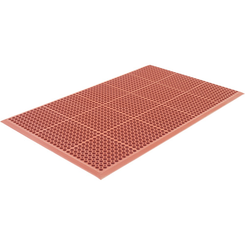 Competitor Series Mats, Slotted, 3' x 5' x 7/8", Orange, Natural Rubber