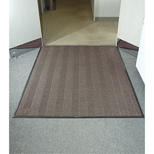 Waterhog® Eco Elite Matting, Wiper/Scraper, 4' x 20' x 3/8", Chestnut Brown