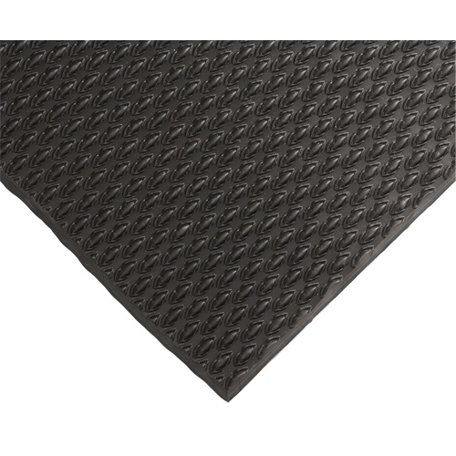 Kushion Walk Mats No.475, Pebbled, 2' x 20' x 3/8", Black, PVC